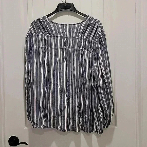 Old Navy Blue White Vertical Stripe Long Sleeve Blouse Size XXL - Picture 6 of 8